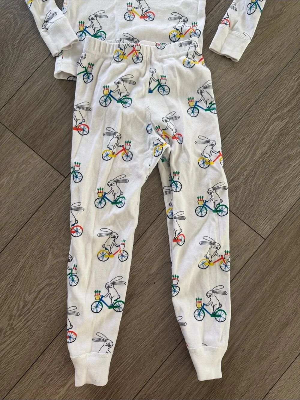 Hanna Andersson White Bunny Bicycle organic cotton Pajama Set size 5